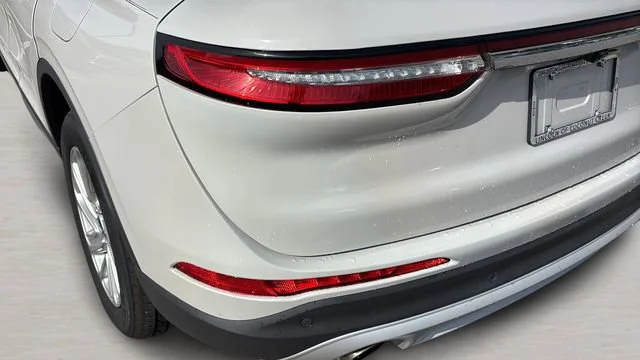 Used 2022 White Lincoln Standard image 33