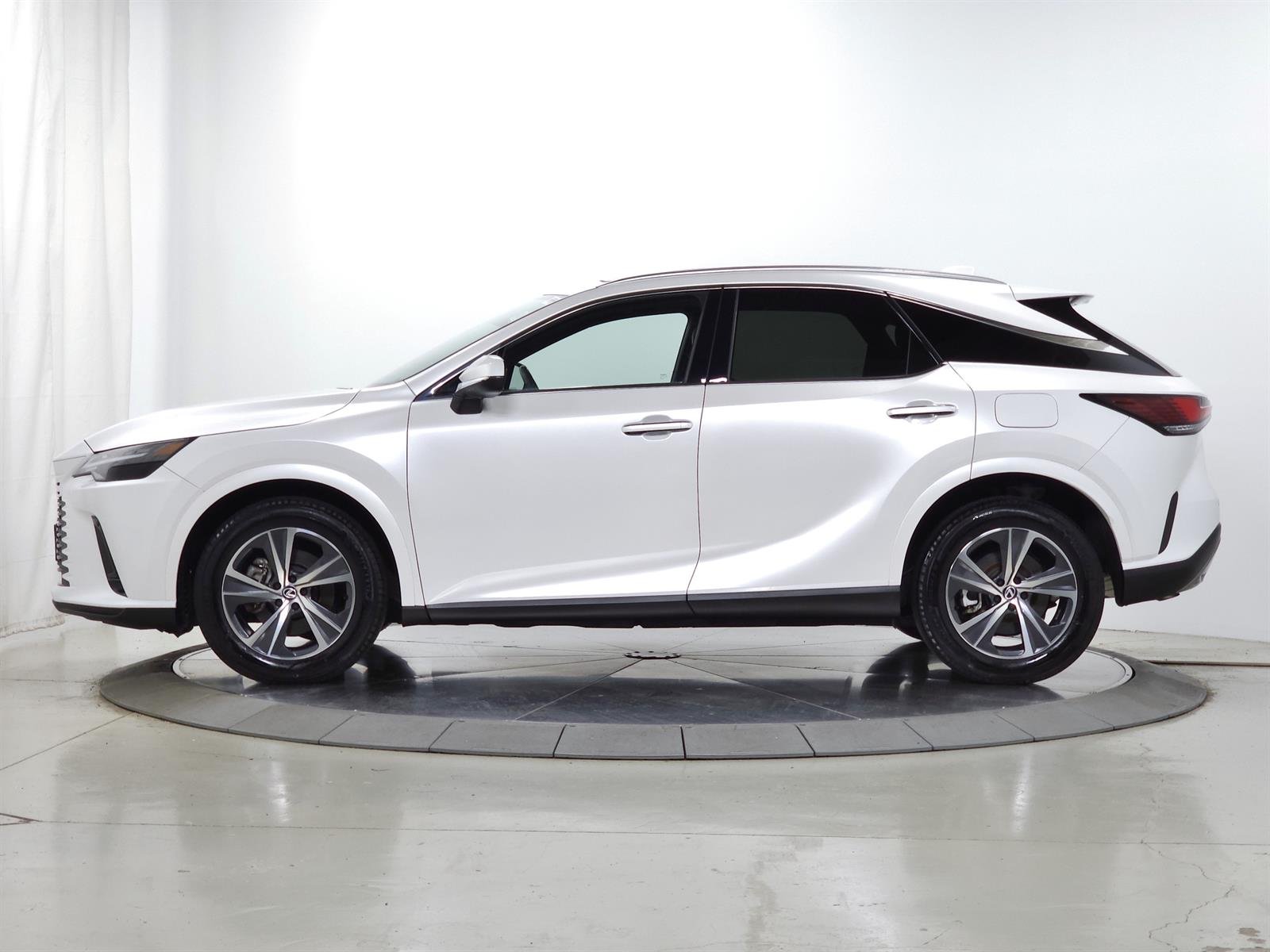 Certified Used 2023 White Lexus PREMIUM image 5