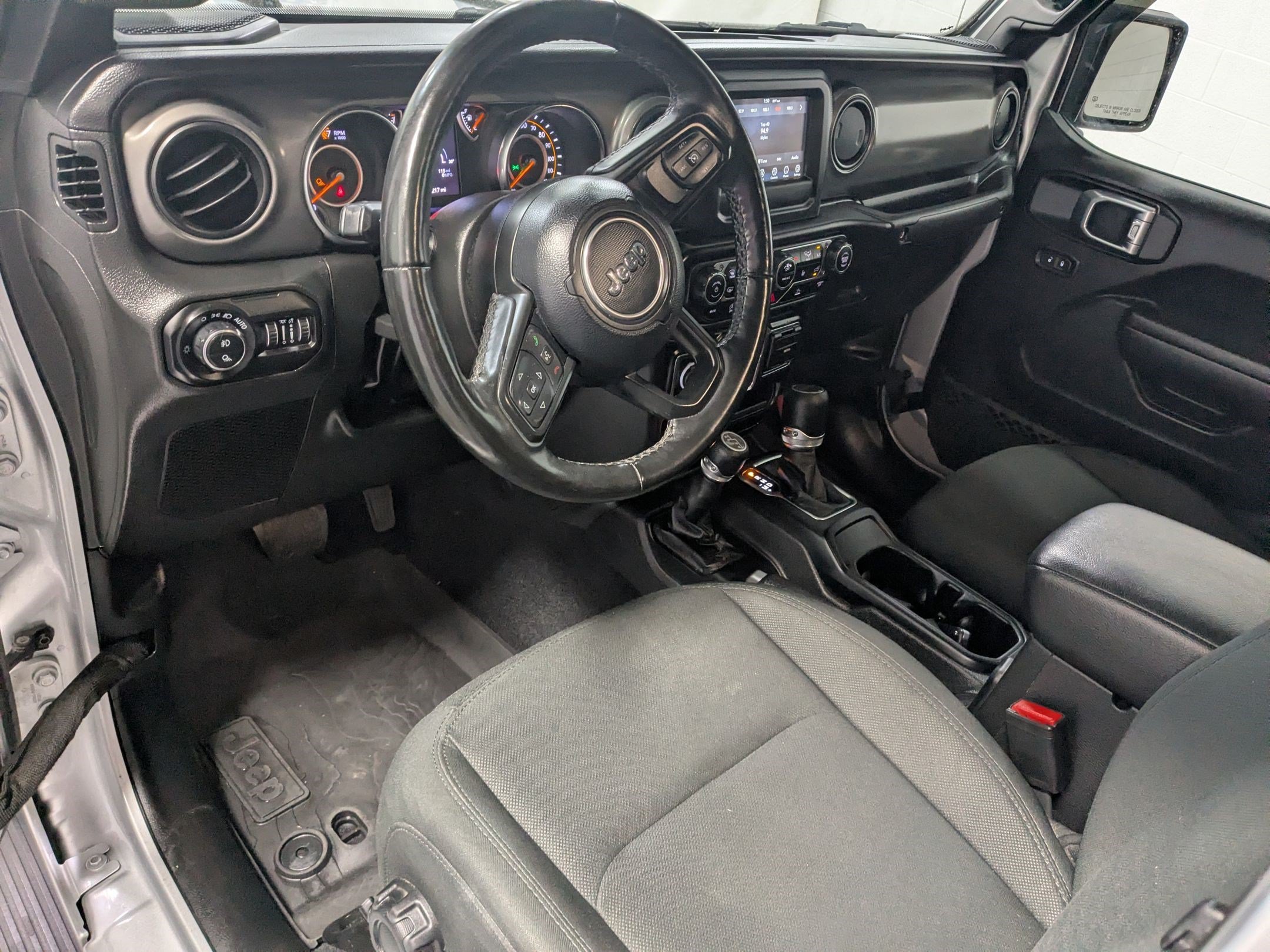 Used 2022 Silver Zynith Clearcoat Jeep Sport S image 10