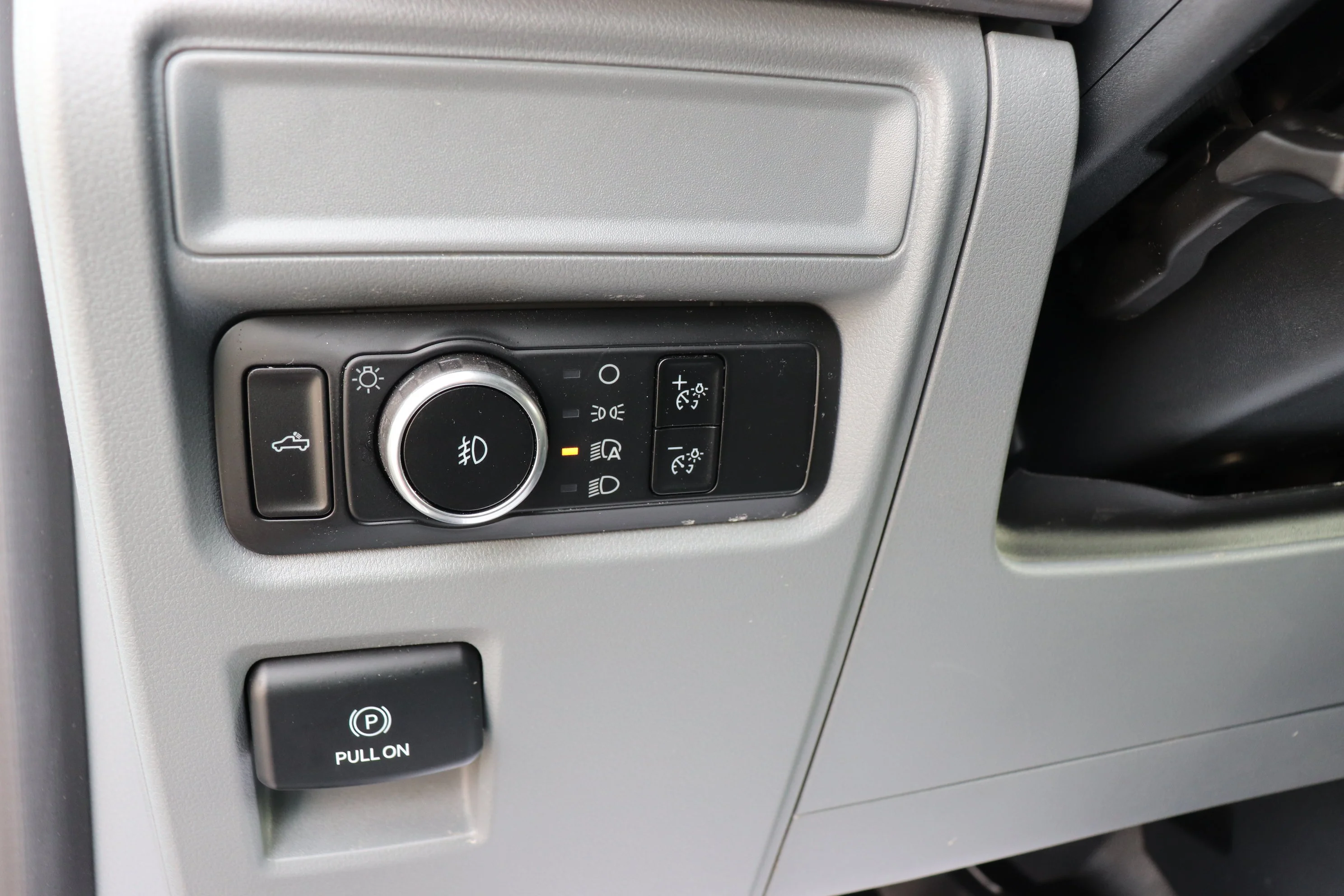 Certified Used 2024 OXFORD WHITE Ford XLT image 10