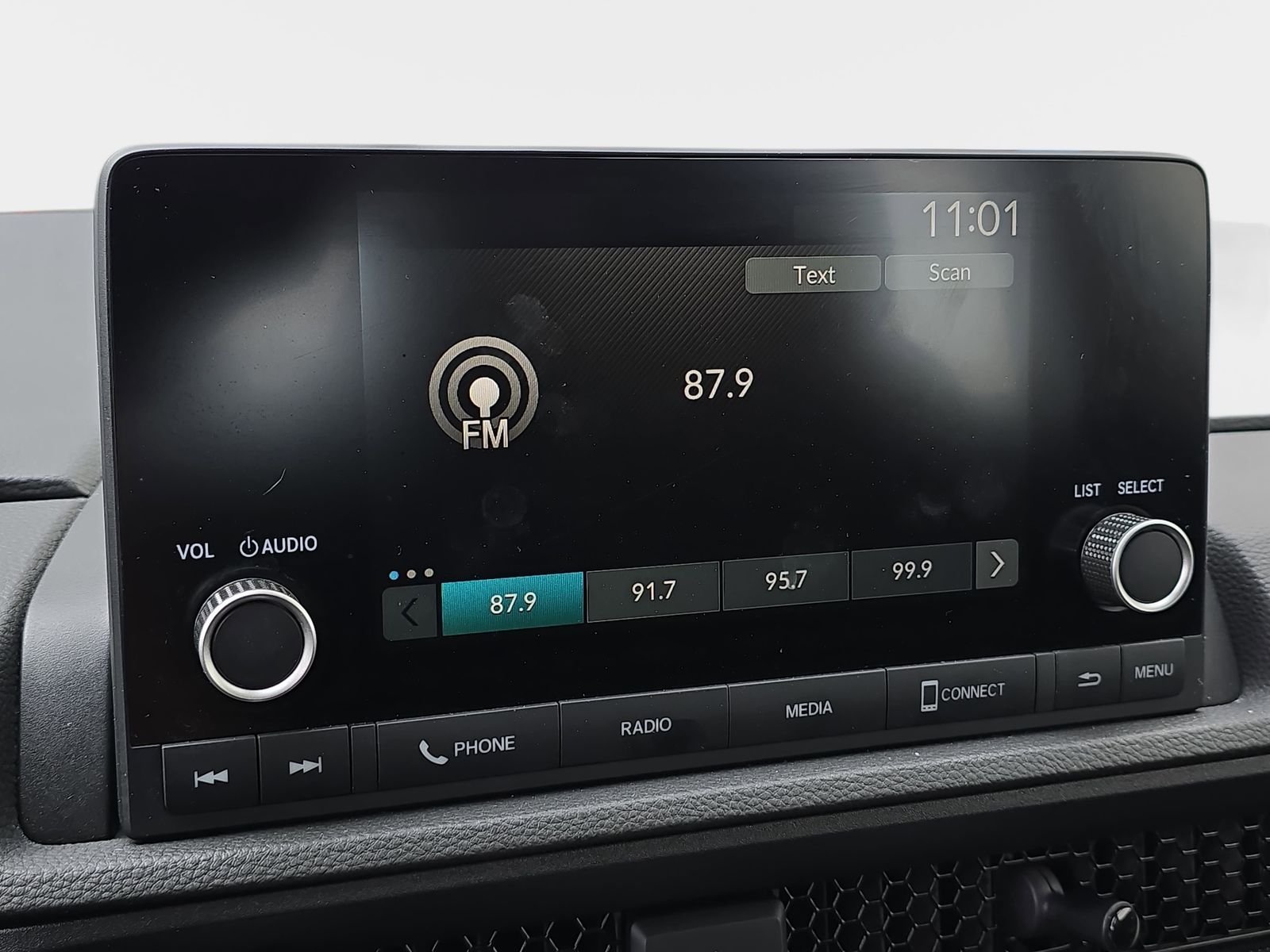 Used 2024  Honda LX image 23