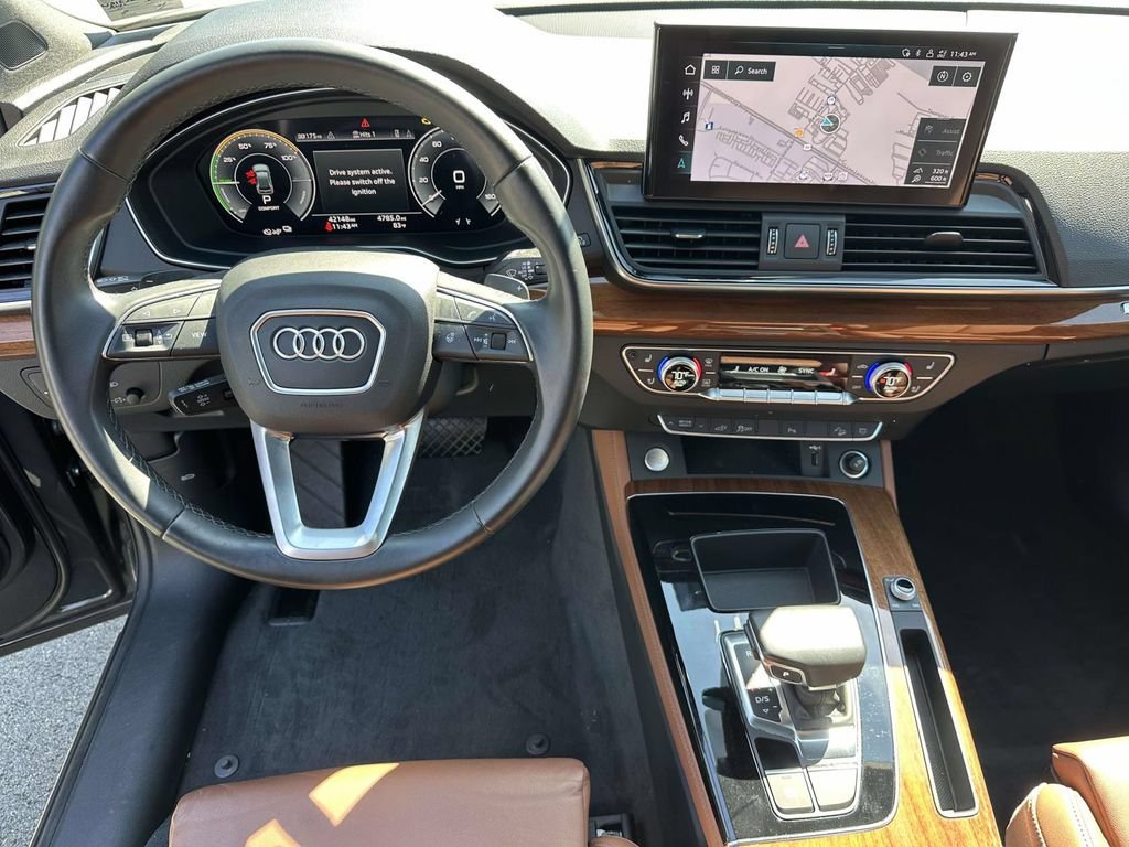Used 2022  Audi S line Premium Plus image 10