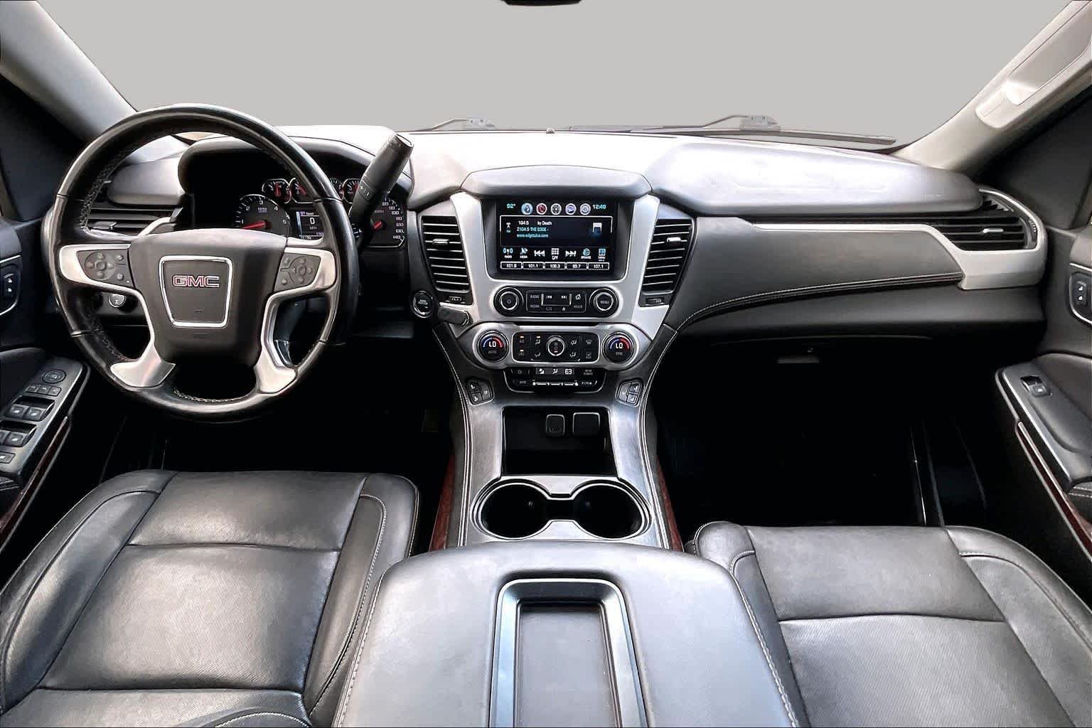 Used 2020 Dark Sky Metallic GMC SLT image 14