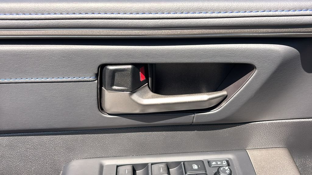 New 2026 Magnetic Gray Metallic Toyota  Platinum image 13