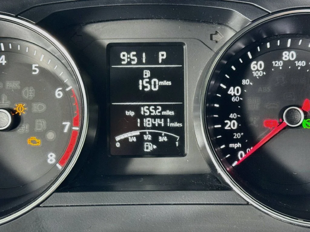 Used 2016 Platinum Gray Metallic Volkswagen 1.4T S image 13