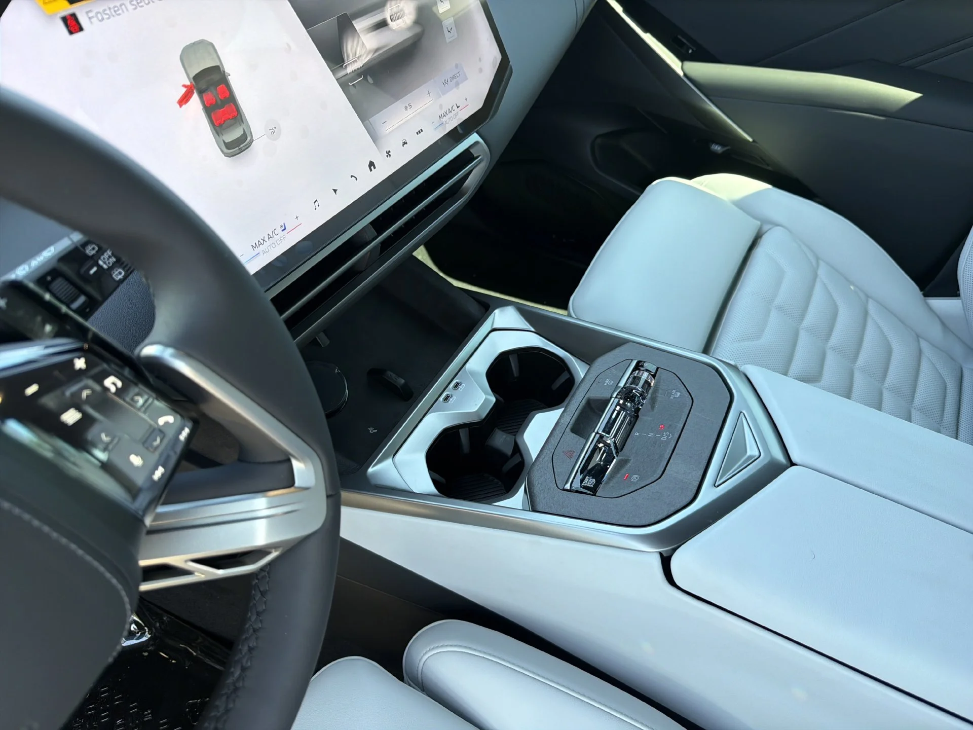 New 2027 Dravit Grey Metallic BMW  image 23