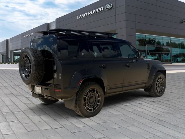 New 2026 Narvik Black Land Rover OCTA Black image 5