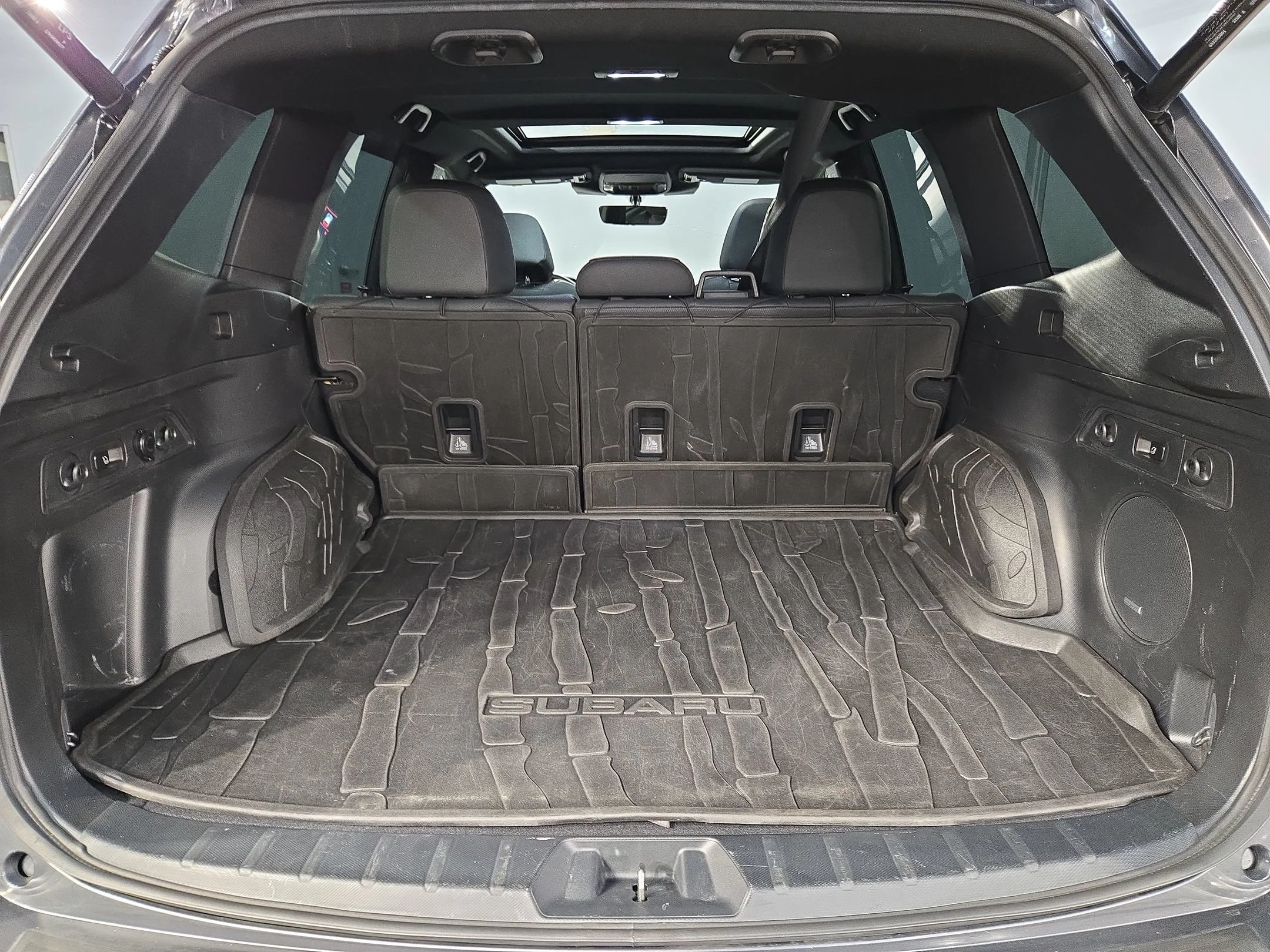 Used 2022 Magnetite Gray Metallic Subaru Wilderness image 18