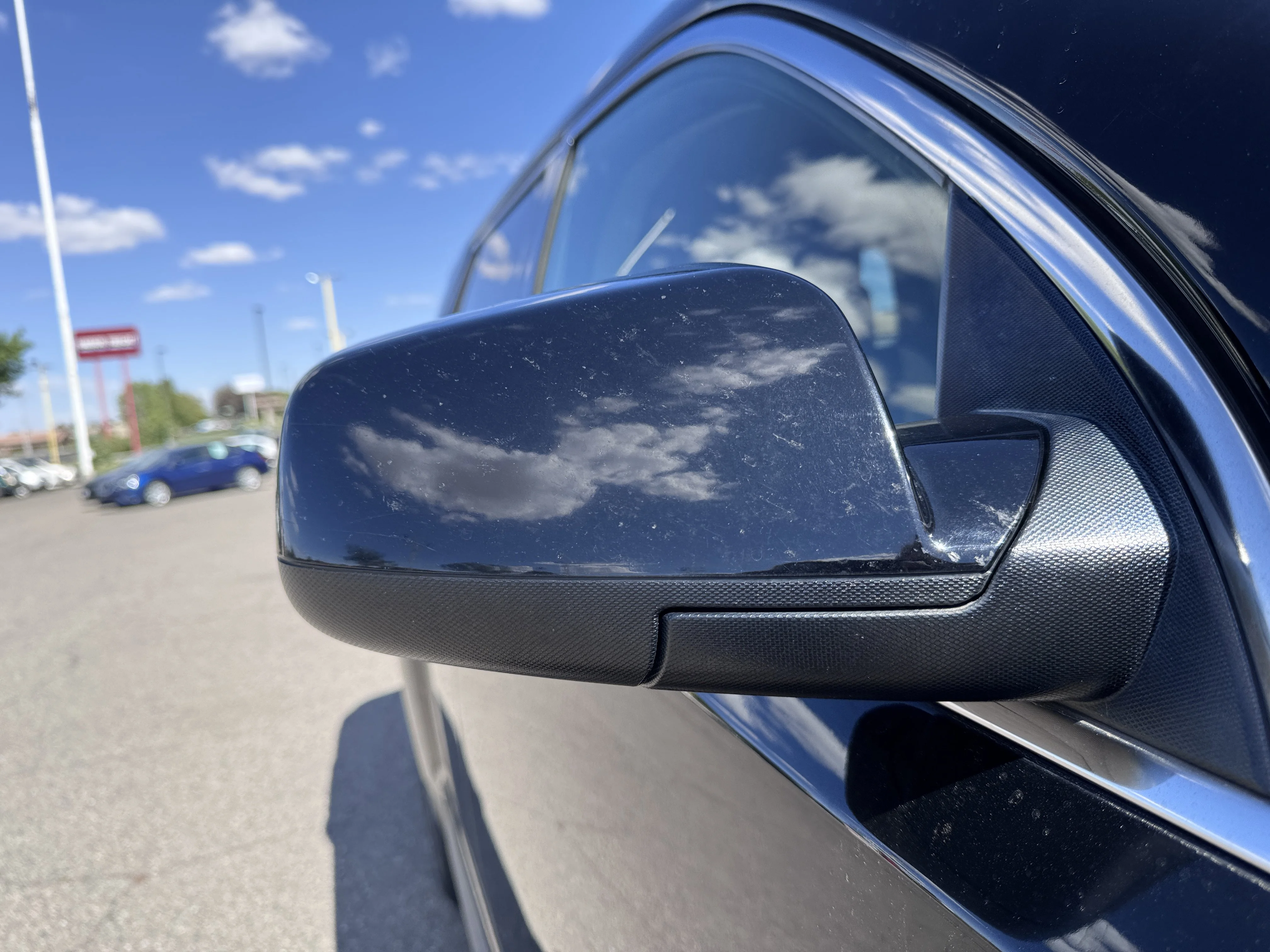 Used 2013 Onyx Black GMC SLE image 51
