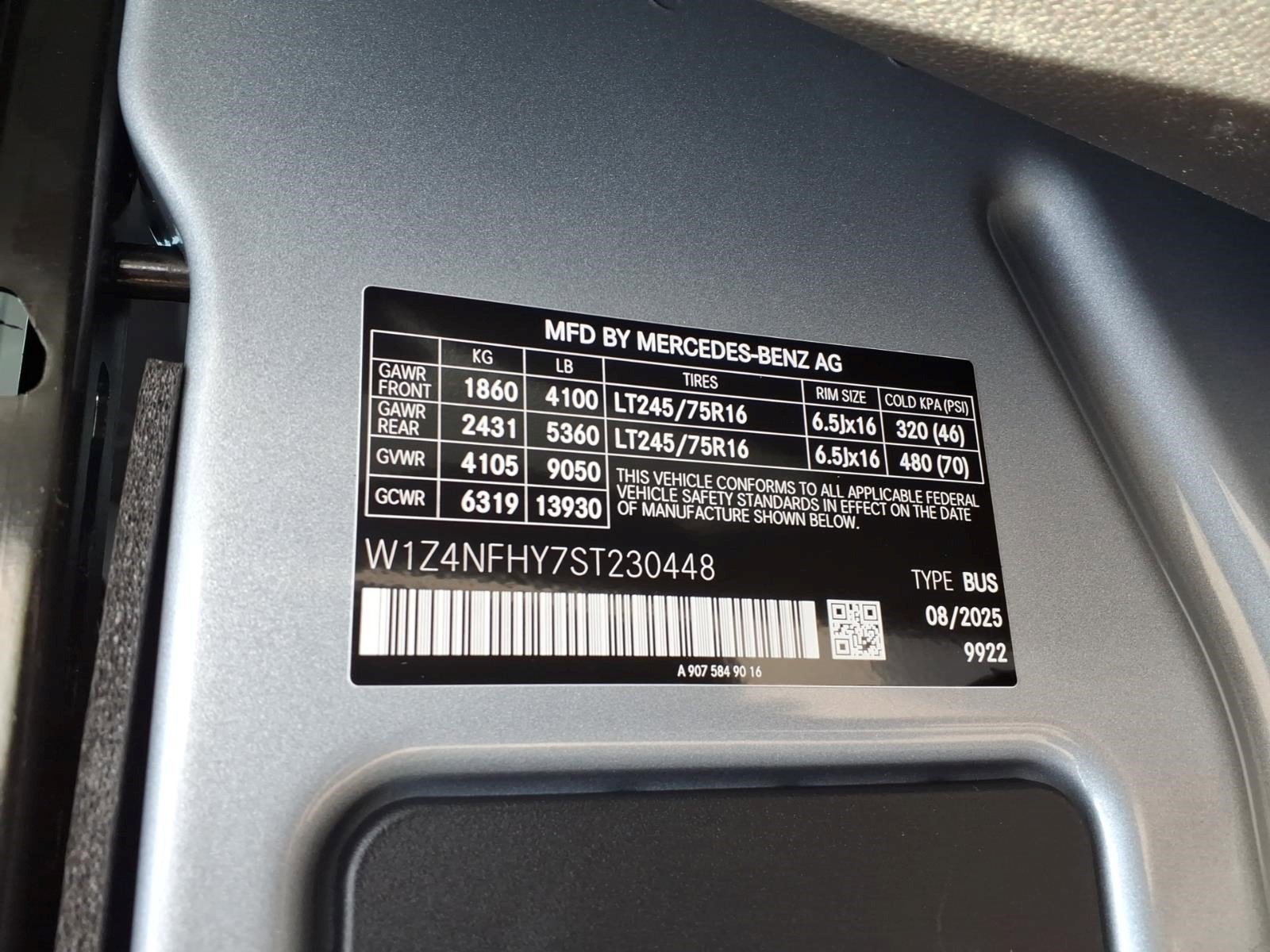 2025 Mercedes-Benz Sprinter Passenger Van Base - Photo 31