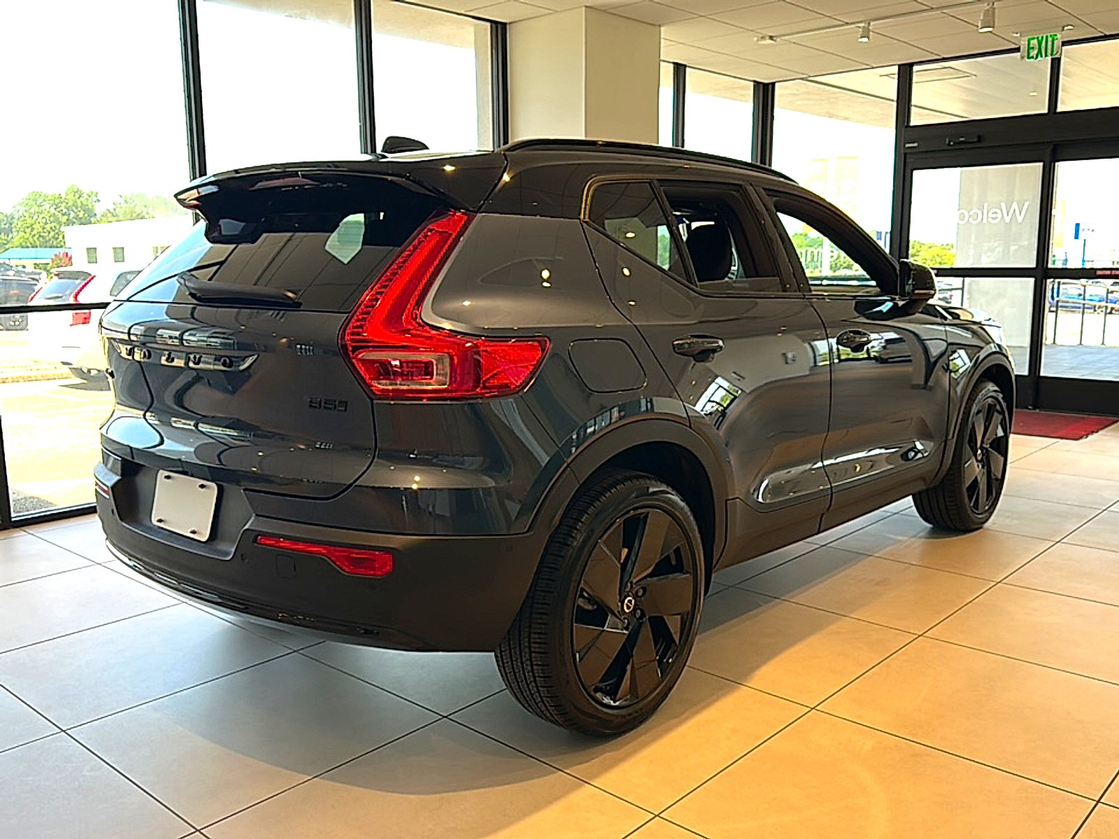 New 2026 Denim Blue Volvo Ultra image 7