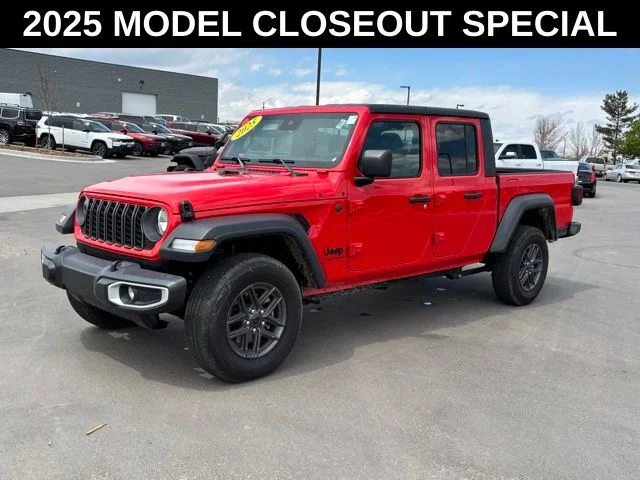 2025 Jeep Gladiator Sport S Auto's photo