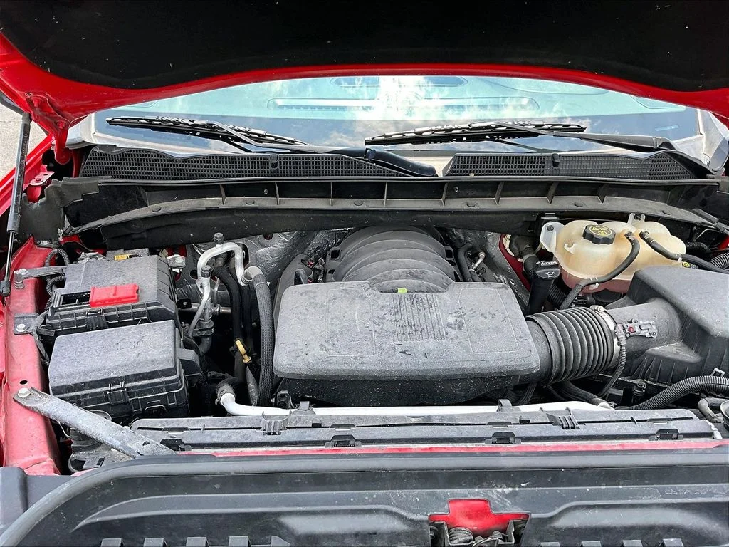 Used 2021 Red GMC Elevation image 10