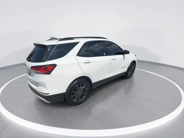 Used 2022 White Chevrolet RS image 8