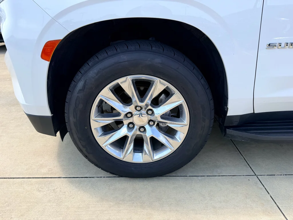 Used 2022 Summit White Chevrolet Premier image 28