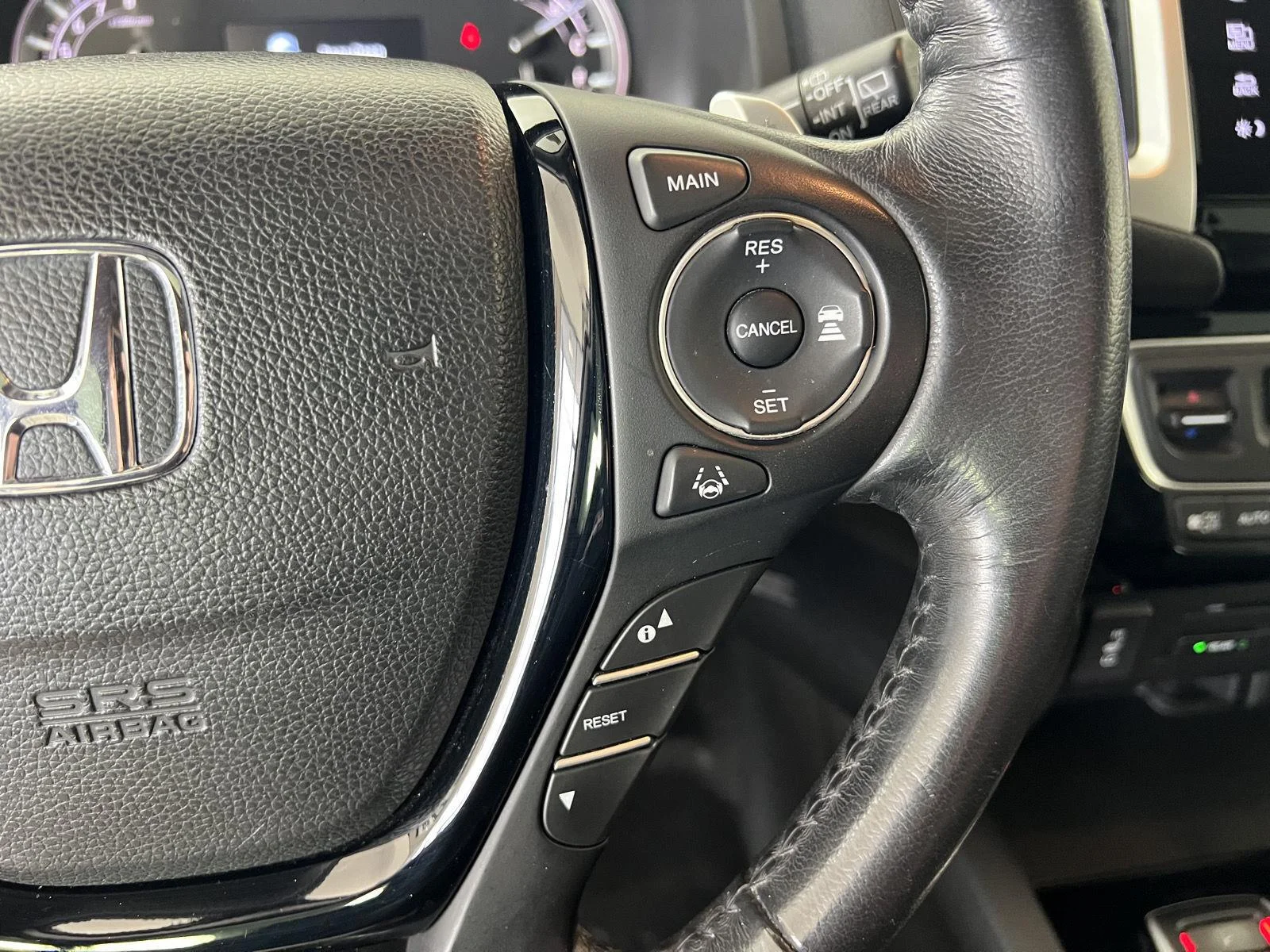 Used 2018 Gy Honda  image 17