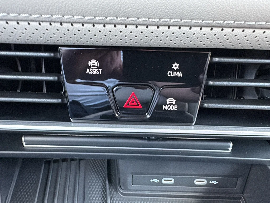 2026 Volkswagen Atlas SE - Photo 22