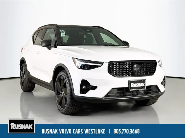 2026 Volvo XC40 B5 Ultra Black Edition