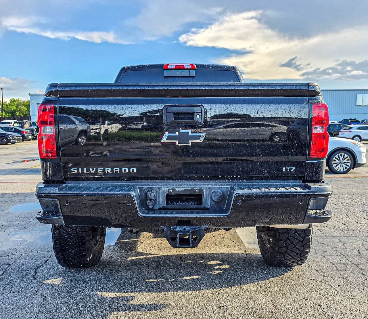 Used 2015 Black Chevrolet LTZ image 4