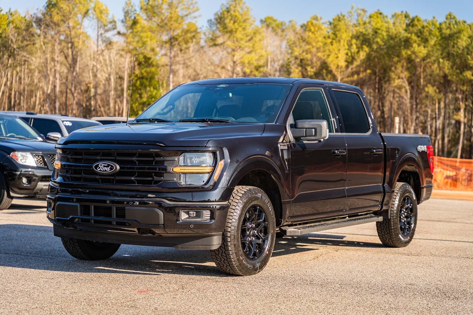 2026 Ford F-150 XLT - Photo 3