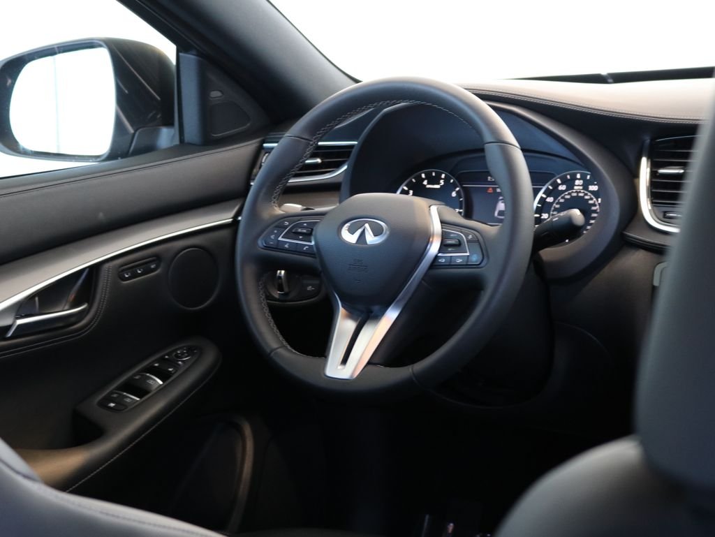 Certified Used 2025 Gray INFINITI LUXE image 29