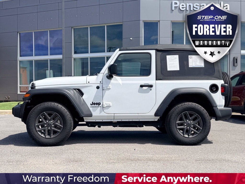 Used 2025 White Jeep Sport S image 3