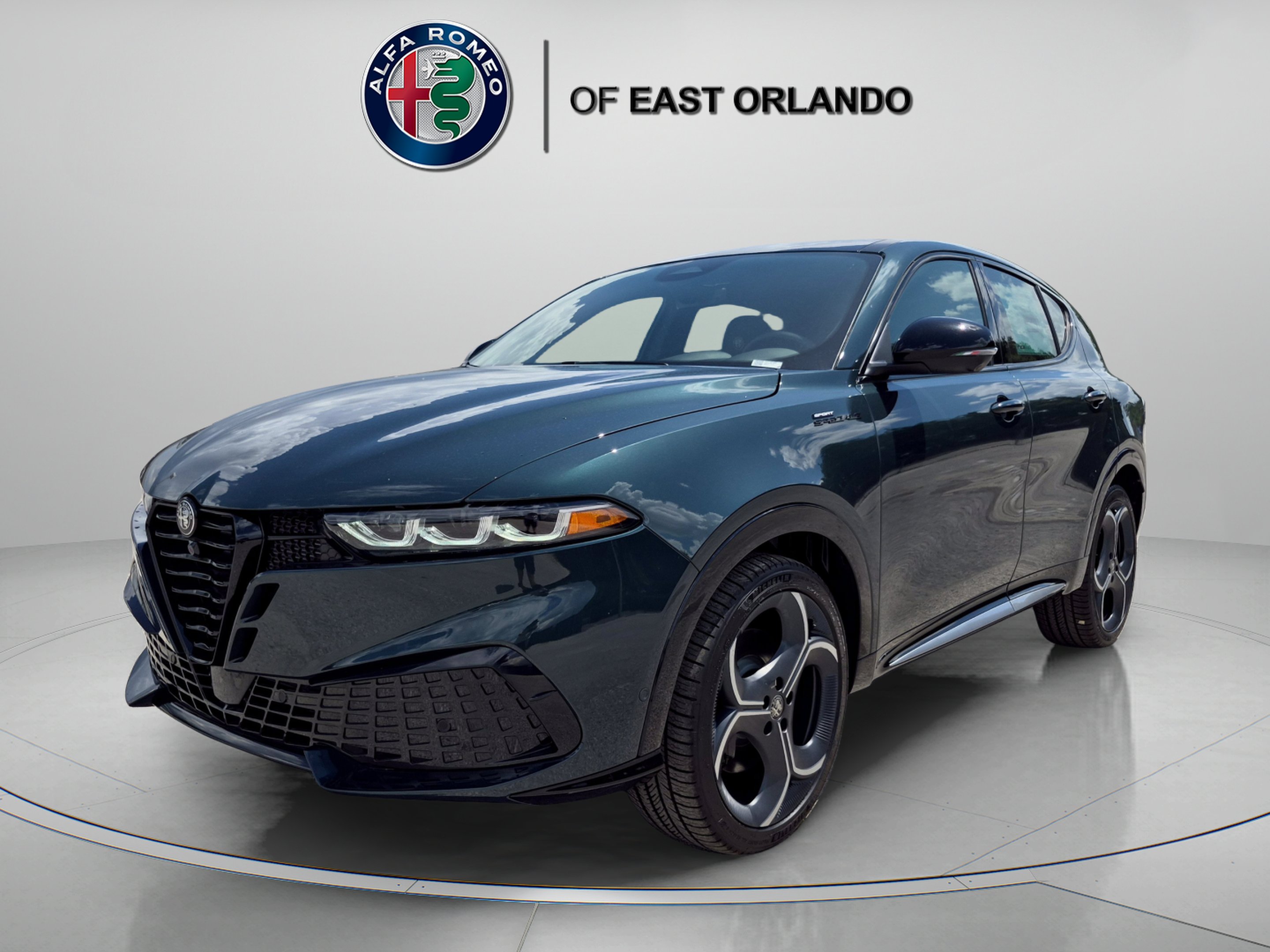 New 2026 Verde Monza Alfa Romeo Sport Speciale image 3