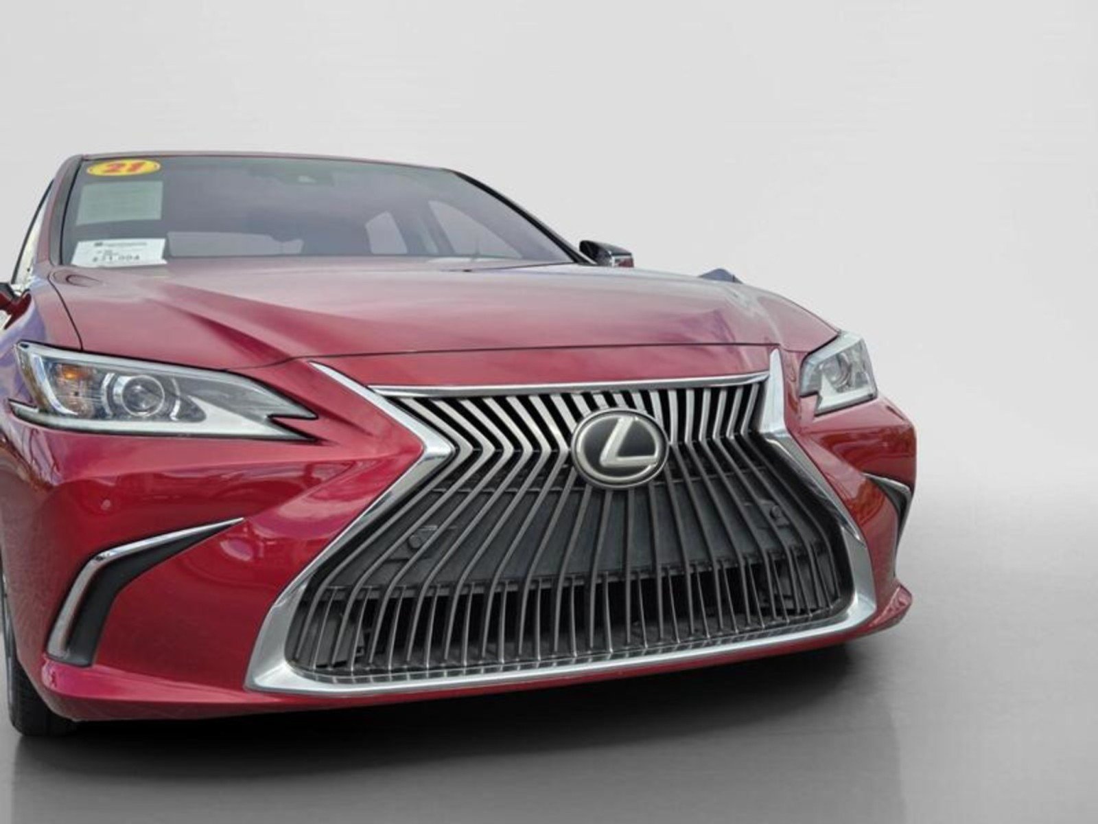 Used 2021 Matador Red Mica Lexus ES 350 image 9