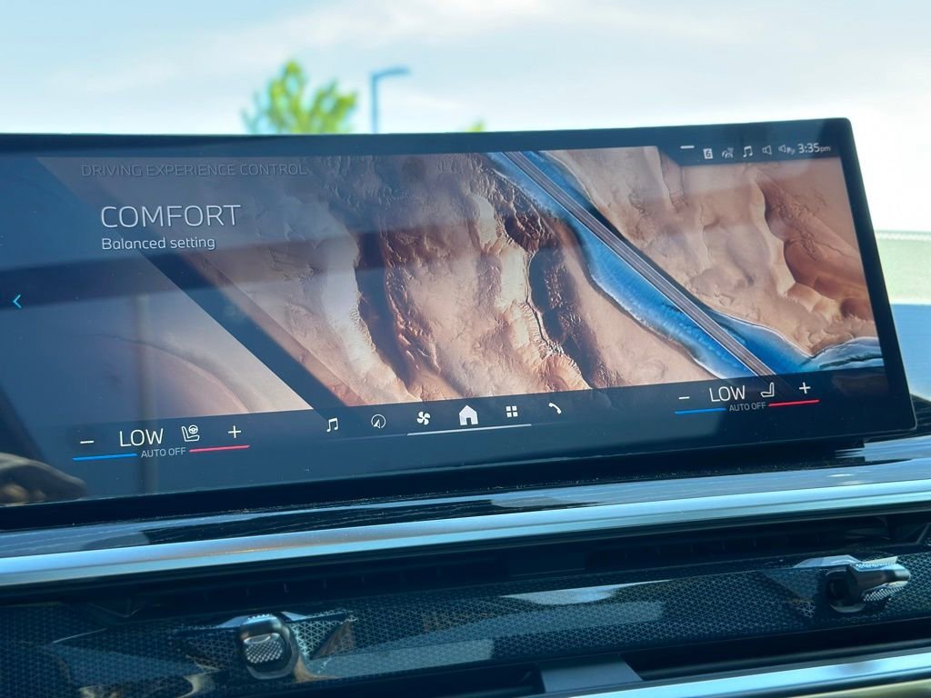New 2027 Black Sapphire Metallic BMW xDrive40i image 41