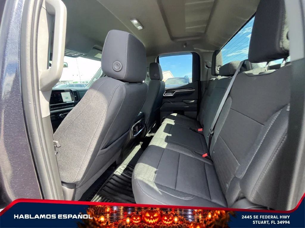 Used 2025 Titanium Rush Metallic GMC Elevation image 12