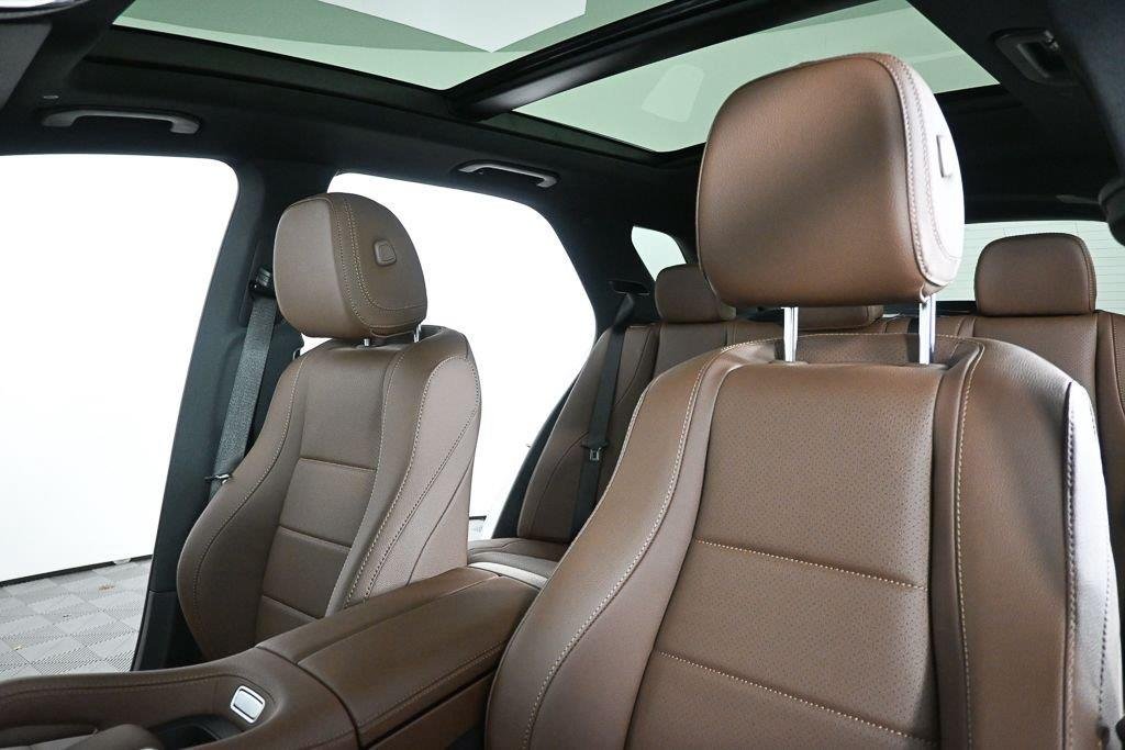 New 2026 Polar White Mercedes-Benz GLE 450 image 6