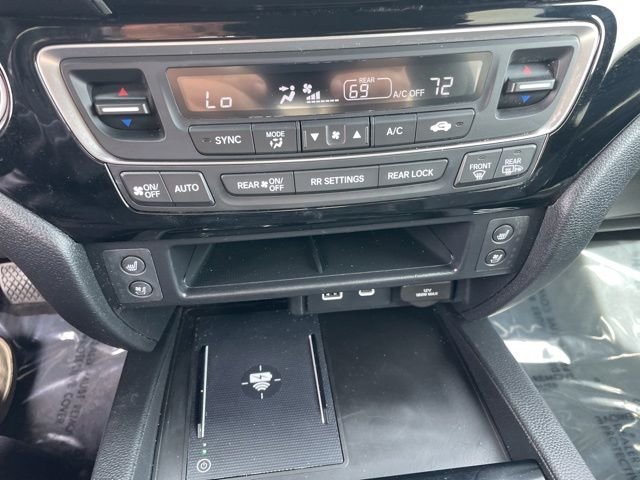 Used 2025 White Honda Black Edition image 24