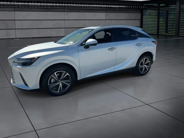 Used 2025 White Lexus 350 Premium image 4