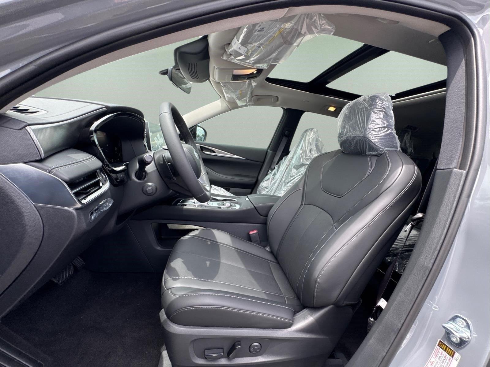 New 2027 HARBOR GRAY INFINITI Luxe FWD image 21