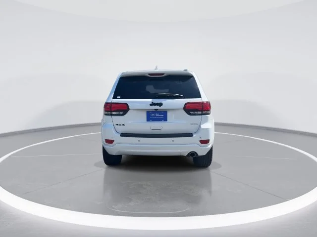 Used 2020 White Jeep Altitude image 6