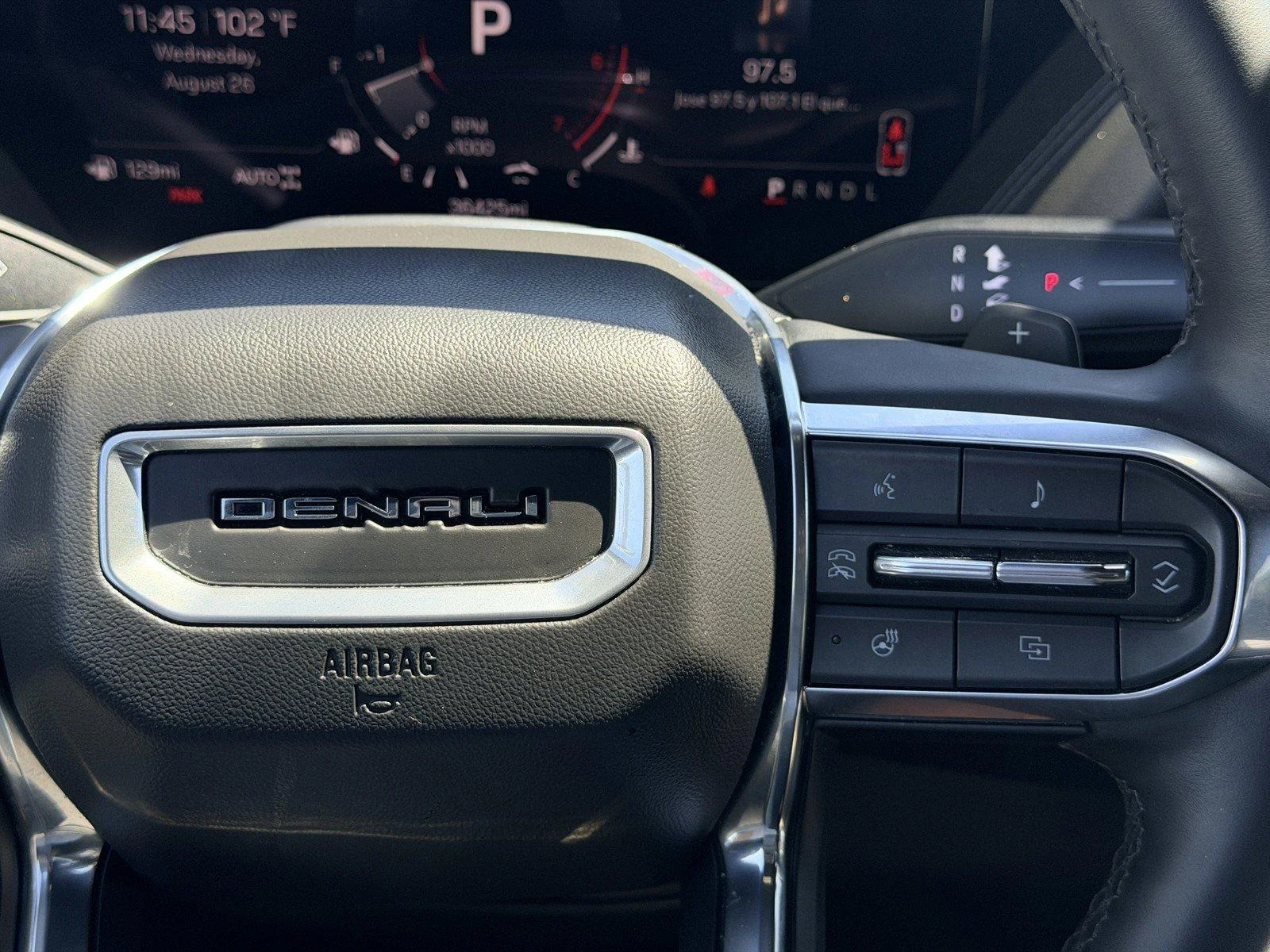Used 2025 Sterling Metallic GMC Denali image 23