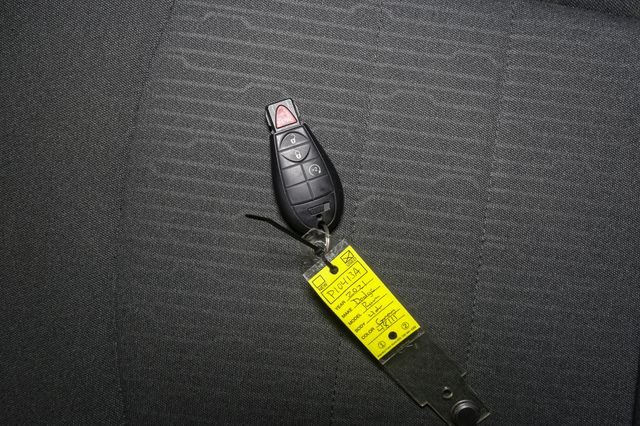 Used 2021 Gray Ram Warlock image 35