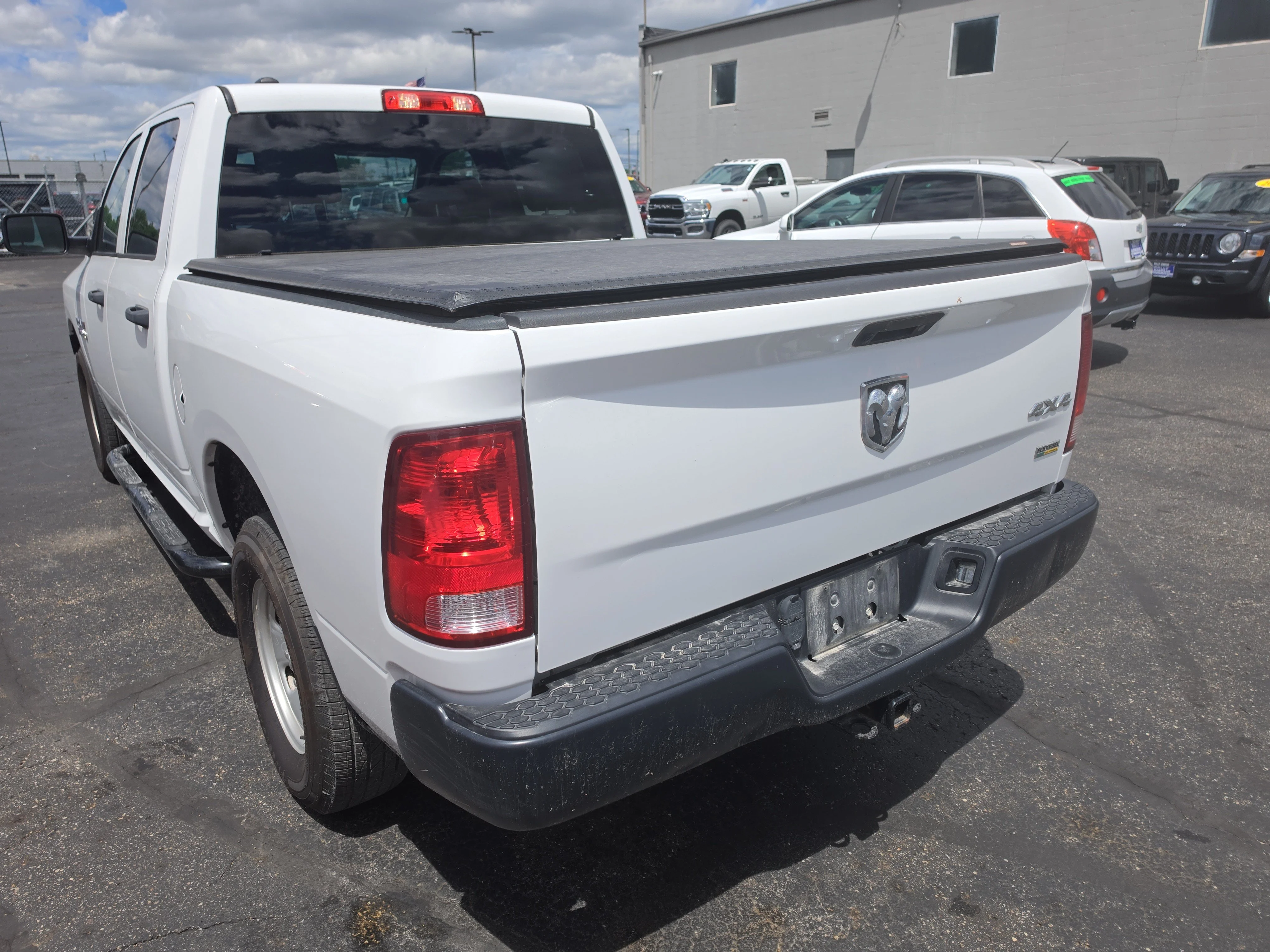Used 2018 Bright White Clearcoat Ram Tradesman image 5