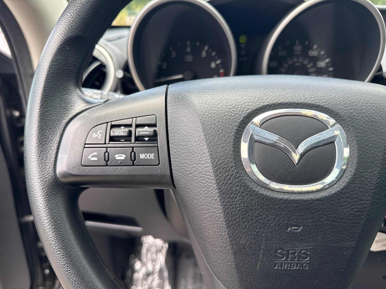Used 2010 Graphite Mica Mazda i Touring image 18