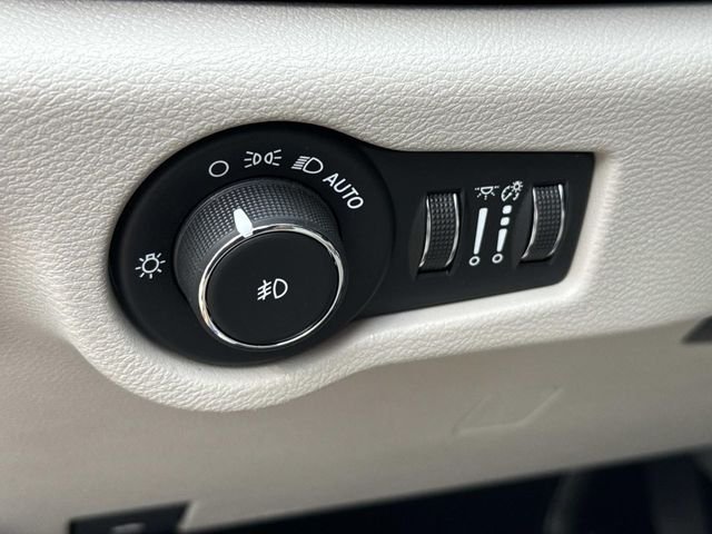 Used 2019 Blue Chrysler Touring L Plus image 27