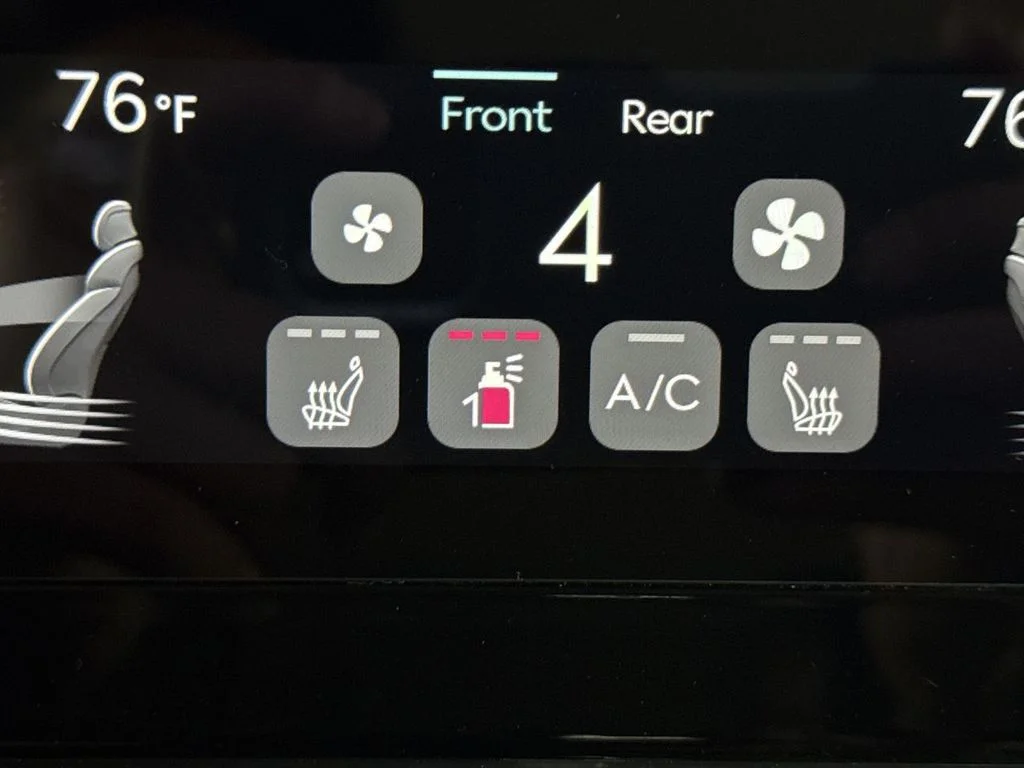 2025 GENESIS GV80 Standard - Photo 34