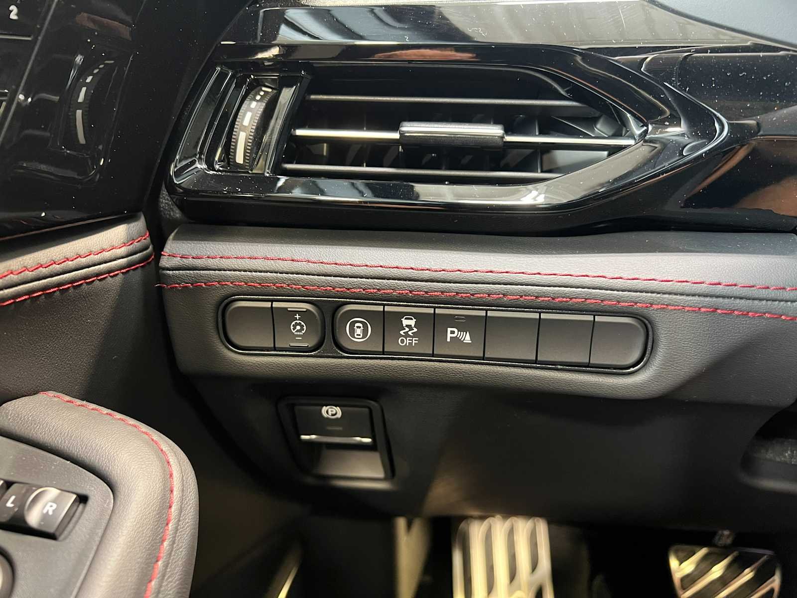 New 2026 Platinum White Pearl Acura w/A-Spec Package image 18
