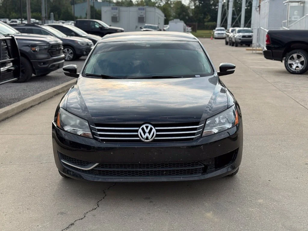 Used 2015 Black Volkswagen 1.8T S image 24