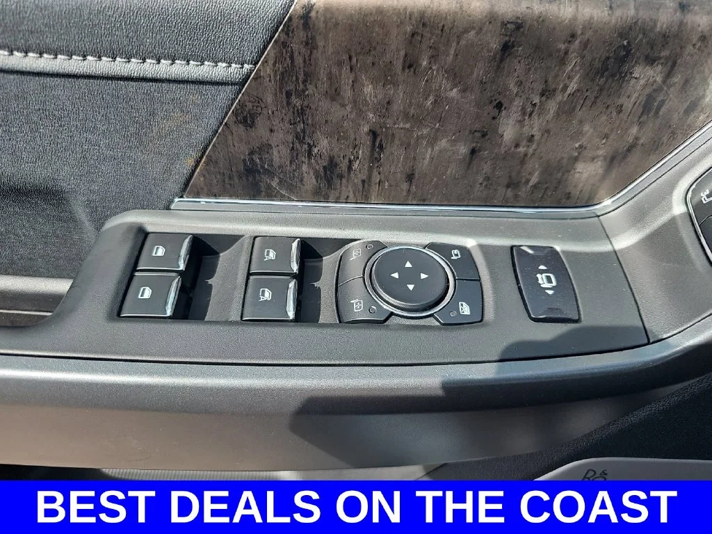 New 2026 Glacier Gray Metallic Tri-Coat Ford F-250® Lariat® image 28