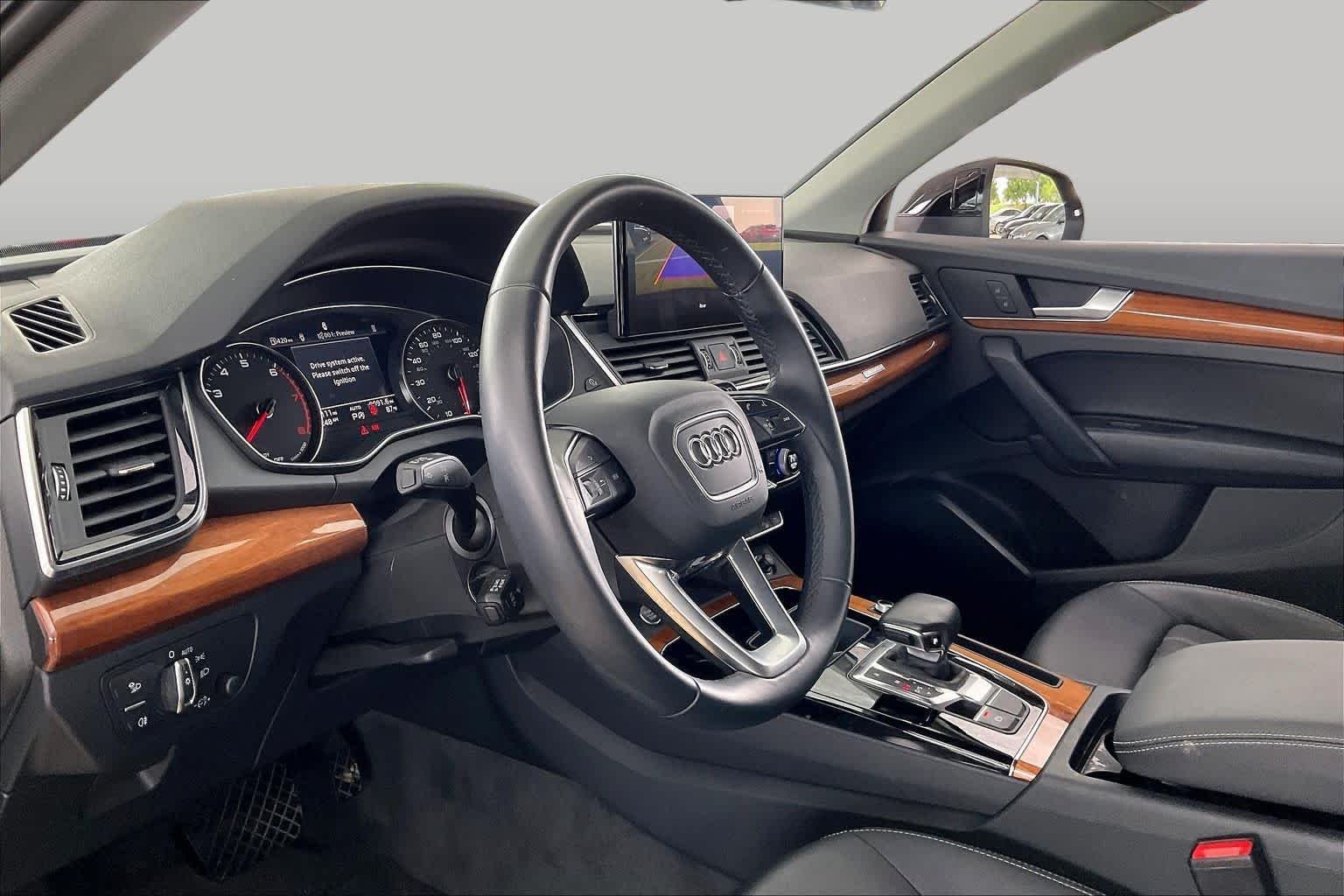 Used 2023 Mythos Black Metallic Audi Premium image 18