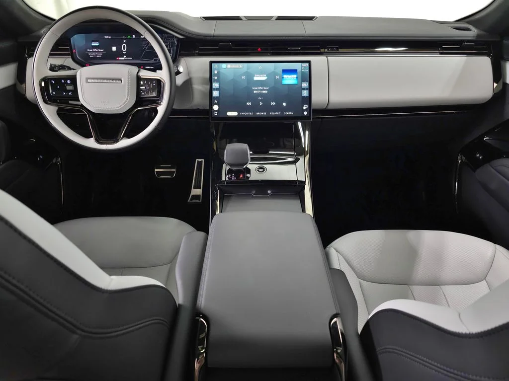 Used 2025 Black Land Rover Autobiography image 13