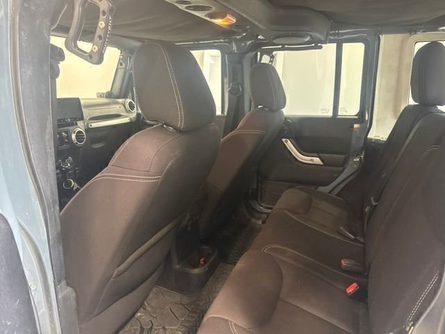 Used 2014 Gray Jeep Unlimited Rubicon image 18