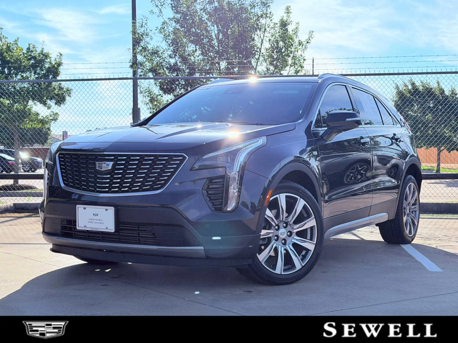 2023 Cadillac XT4 Premium Luxury's photo