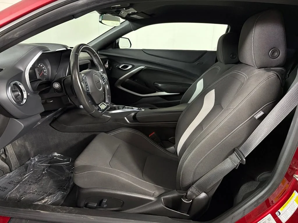 Certified Used 2023 RADIANT RED TINTCOAT Chevrolet 1LT image 17