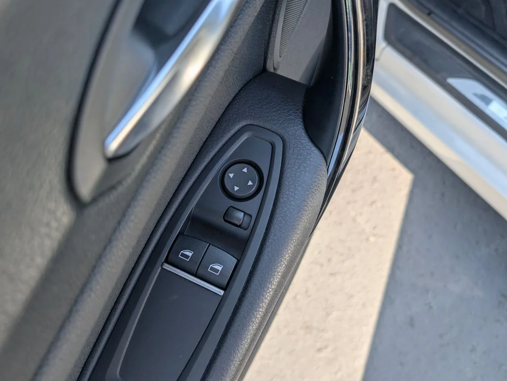 2020 BMW 2 Series 230i - Photo 17